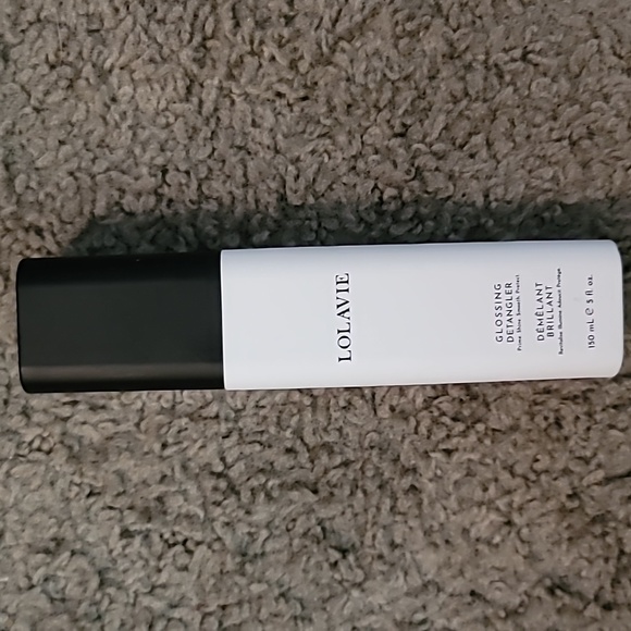 Lolavie Hair Lolavie Glossing Detangler 5 Oz Poshmark